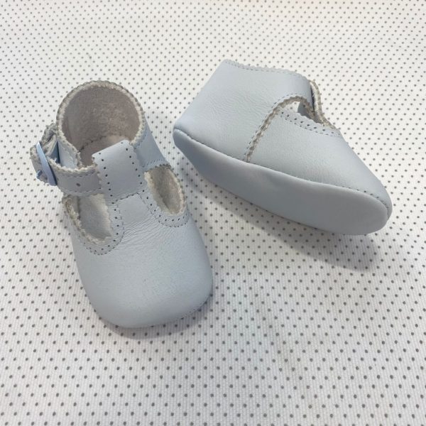Zapatos tipo pepito celeste