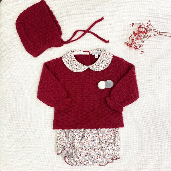 Conjunto de ropa jersey punto invierno cuello bebe culetín y capota a juego